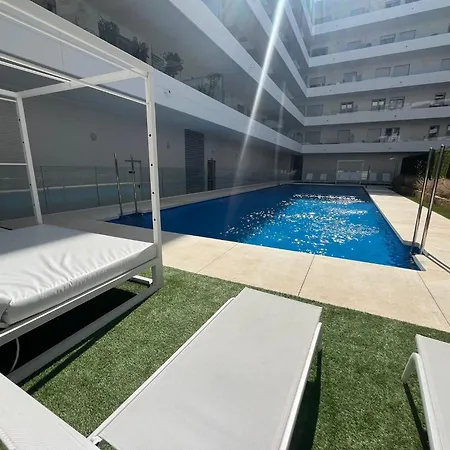 Mellow Mar By Ginkgo Apartment