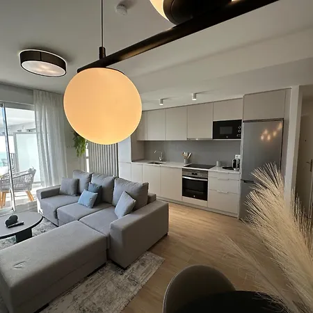 Mellow Mar By Ginkgo * Marbella