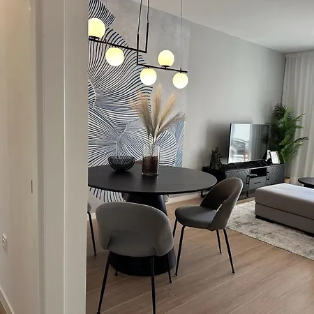 Mellow Mar By Ginkgo * Marbella